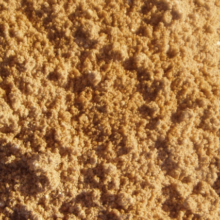 Как формируется цена на строительный песок – 5 основных факторов